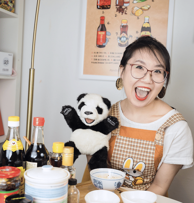 Linda Yi (@pandacubstories)