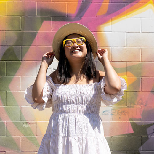 Linda Hoang (@lindork)