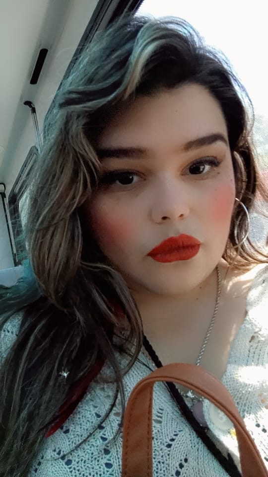 group-travel-with-rosa-de-saron-caro-trovatrip